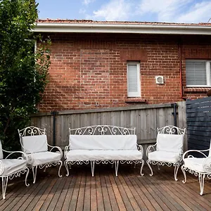 Montacute Boutique Bunkhouse Hostal